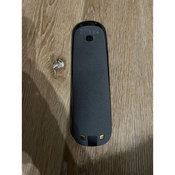 Logitech Harmony Ultimate One N-R0007 Remote Control With Charging Dock - Picture 3 of 6